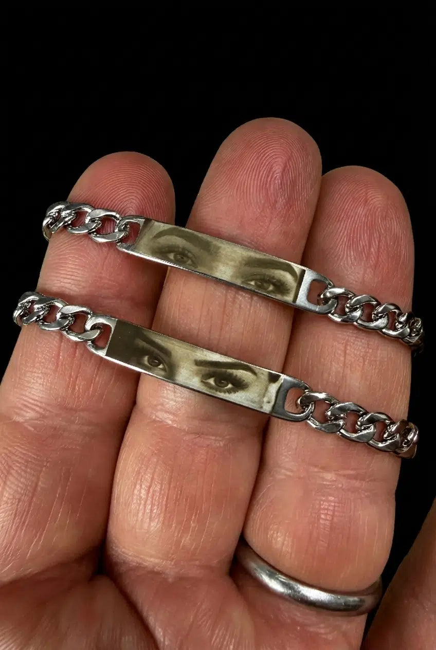 Kişiye Özel Göz Baskılı Çelik Bileklik – Sevgiliye Hediye